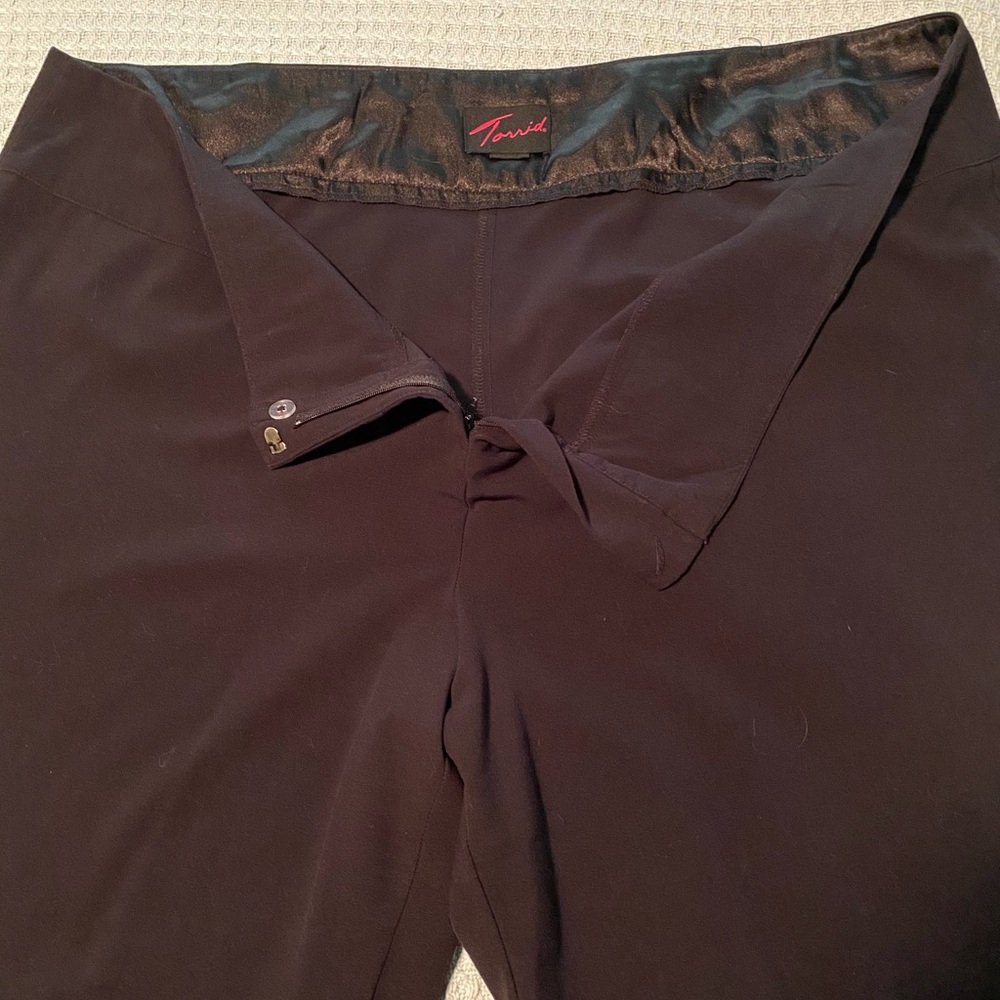 Torrid wide leg CROPPED pants